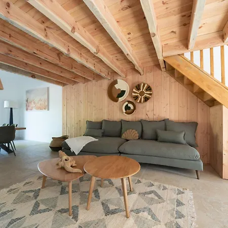Maison Lacanpon, 3 Maisons Reunies En Bord De Canal A Cazaux Holiday home
