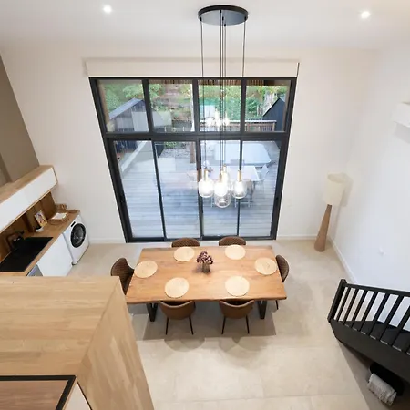 Maison Lacanpon, 3 Maisons Reunies En Bord De Canal A Cazaux Holiday home La Teste-de-Buch