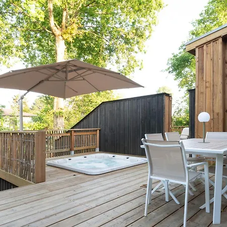 Maison Lacanpon, 3 Maisons Reunies En Bord De Canal A Cazaux Holiday home La Teste-de-Buch